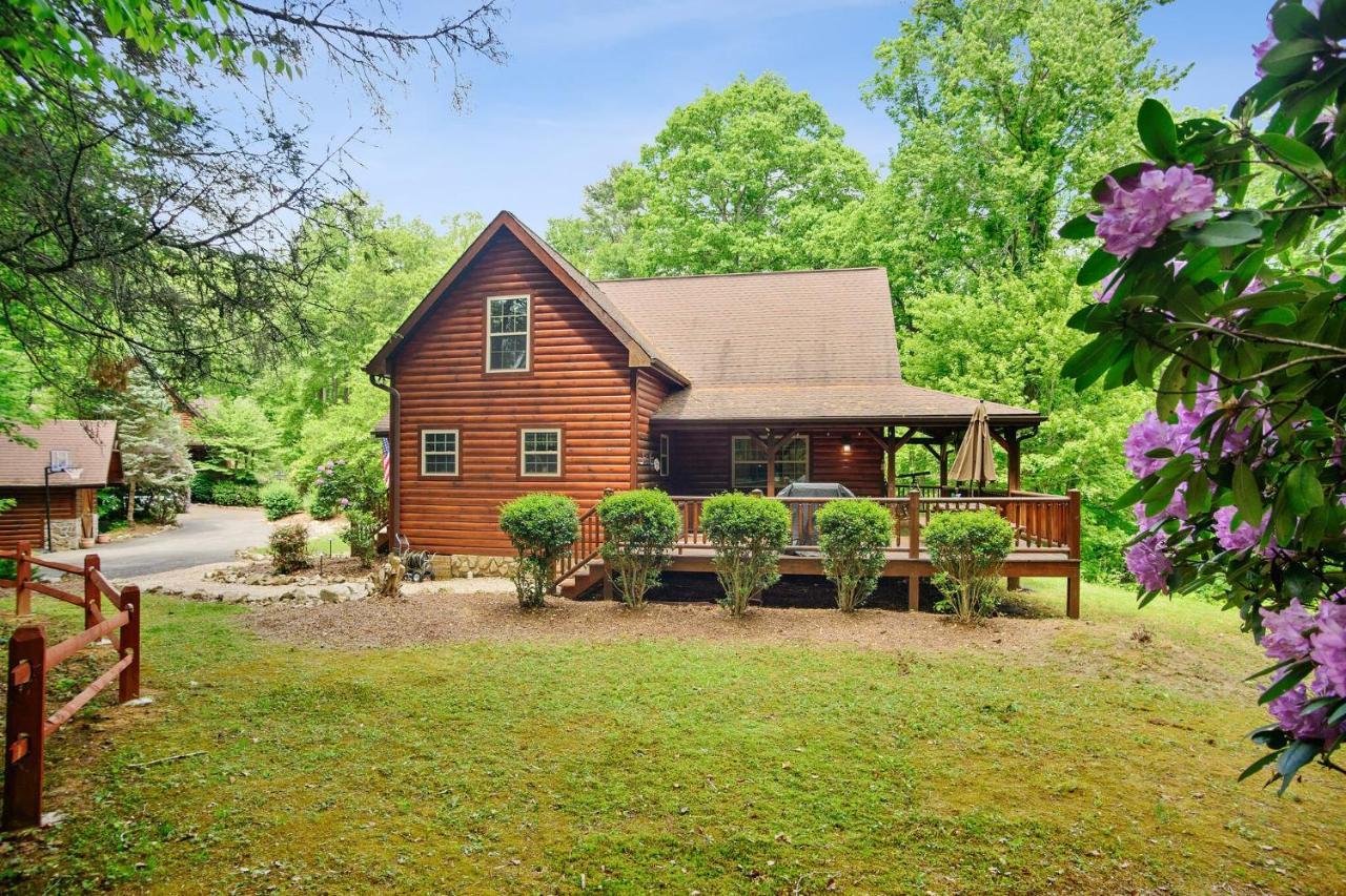 Tree Top Lodge - Gorgeous Lake Cabin With Hot Tub & Magnificent Views Of Forests And Mountains! Cabin Butler Exterior foto