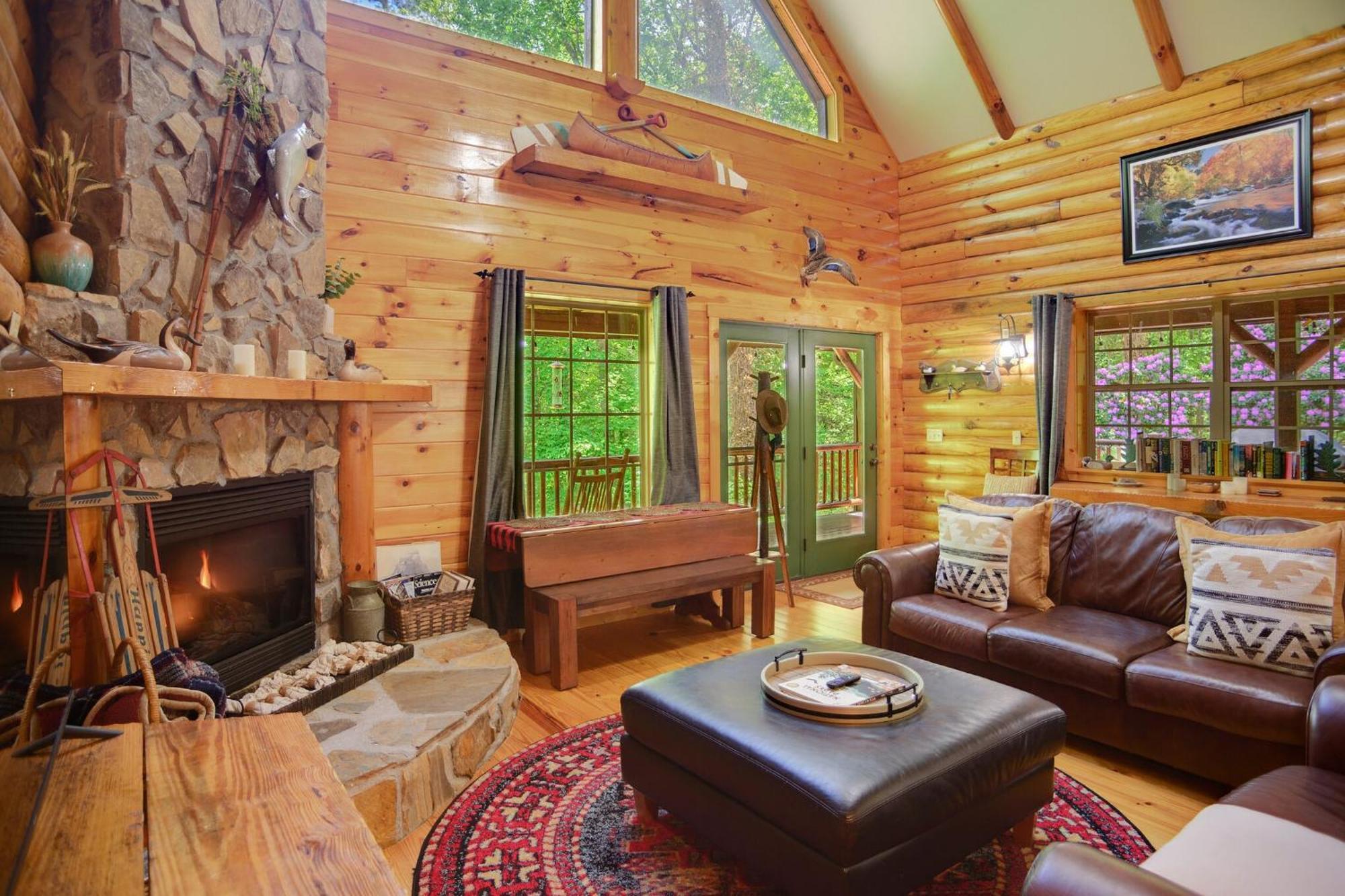 Tree Top Lodge - Gorgeous Lake Cabin With Hot Tub & Magnificent Views Of Forests And Mountains! Cabin Butler Exterior foto